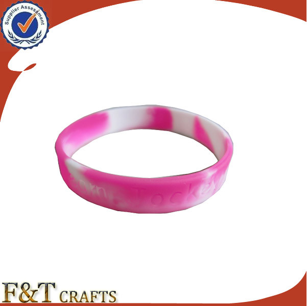 Cheap Promotional Love Couple Souvenir Gift Custom Logo Silicone Bracelet (FTSB8252J)