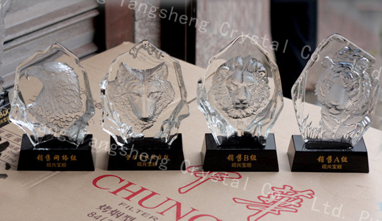 Crystal Lion Iceberg Crystal Trophy Award Gift Crystal Crafts