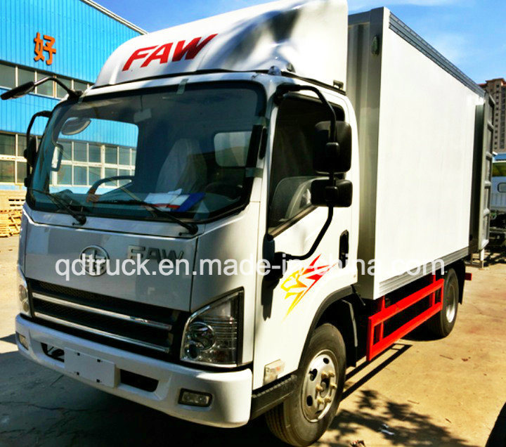 China Sinotruk 4*2 Van Container Light Medium Cargo Truck