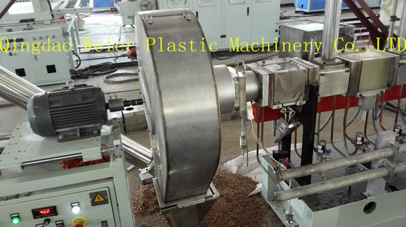 Professional Manufacturer PE Wood Granulating Machine