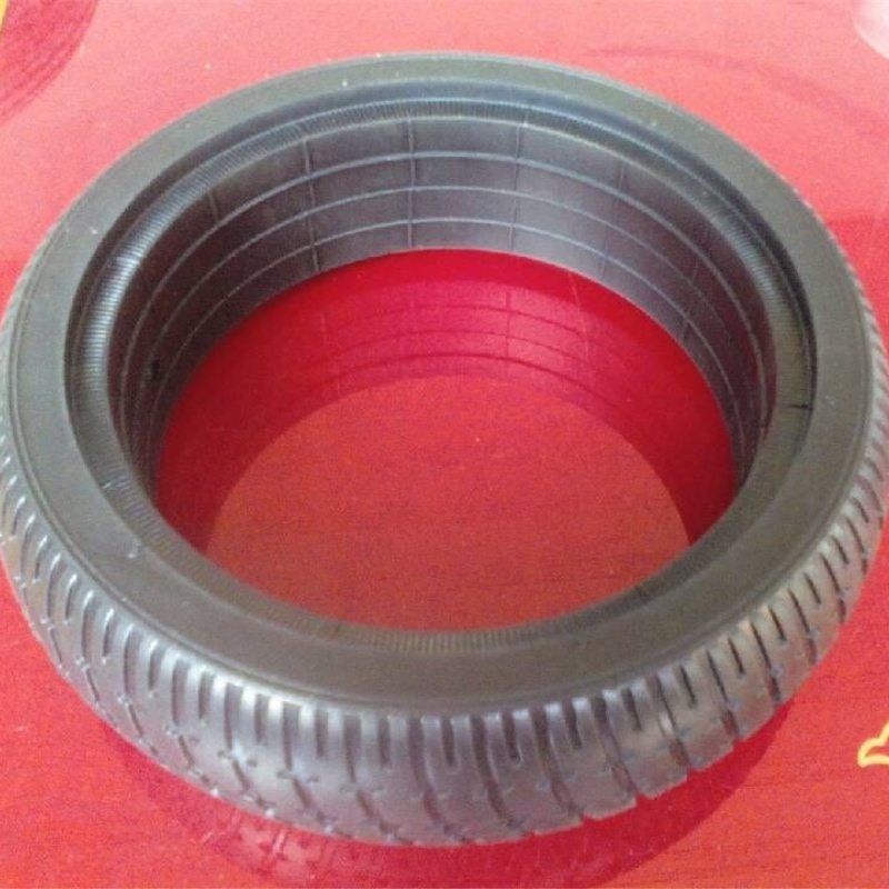 6.5 Inch Flat Free Semi Pneumatic Rubber Tyre for Kids Bikes