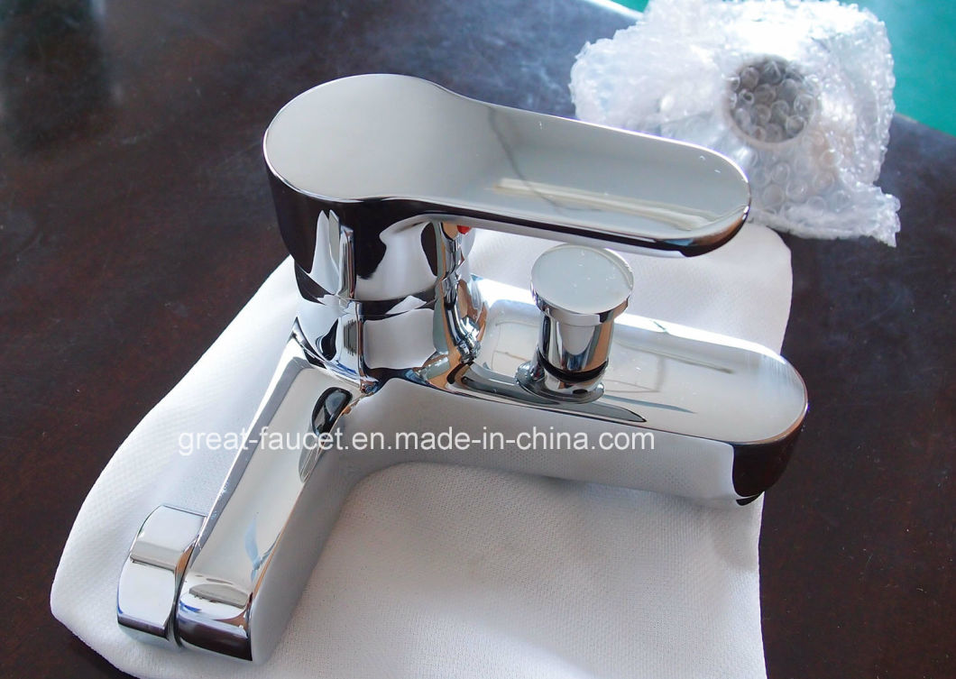 High Quality Bathroom Bathtub Faucet (GL6403A64)