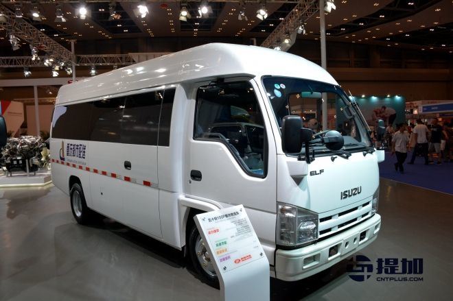 New China Isuzu Small Bus