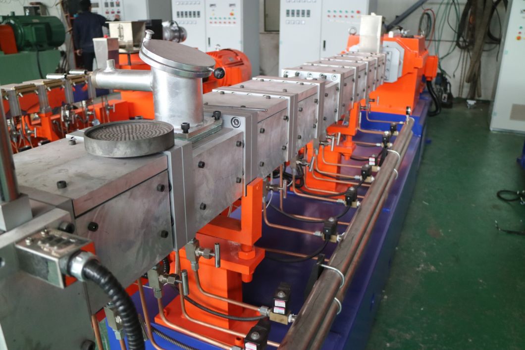 Waste Plastic Pelletizing Extrusion Recycling Production Line