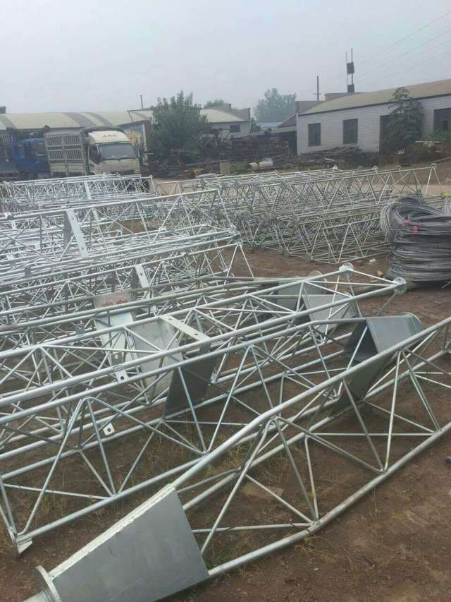 Galvanized Steel Bar Guyed Telecommunication Tower