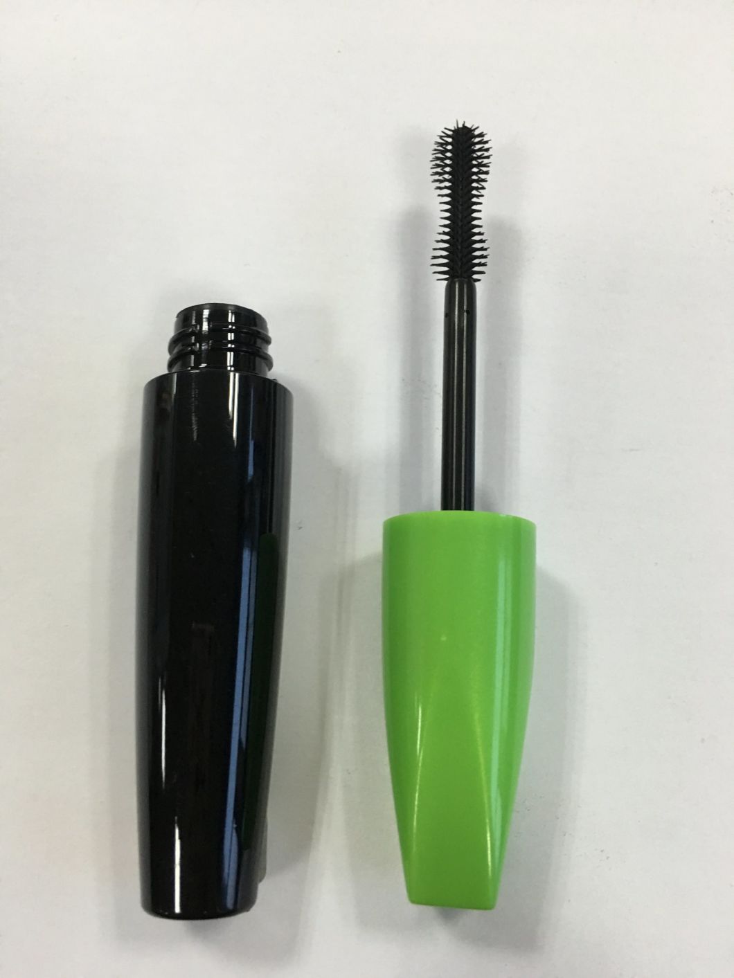 12ml Round Plastic Mascara Bottle