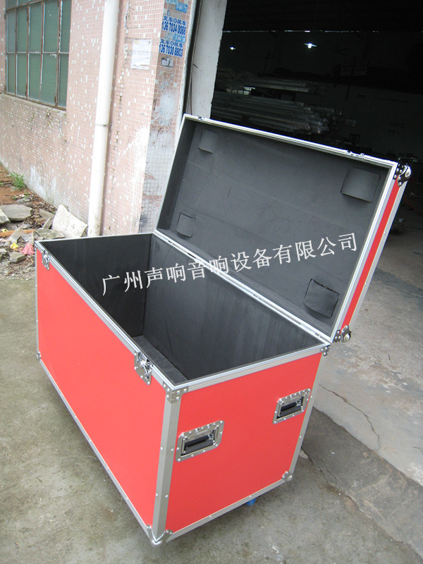 Waterproof Aluminum Road Case with Heavy Duty Wheels