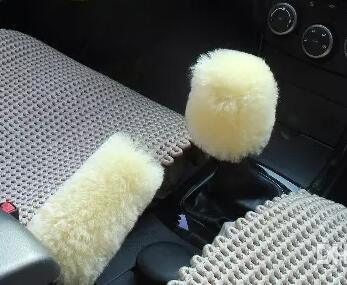 Genuine Australian Sheepskin Car Steering Cover in Short Wool for Men