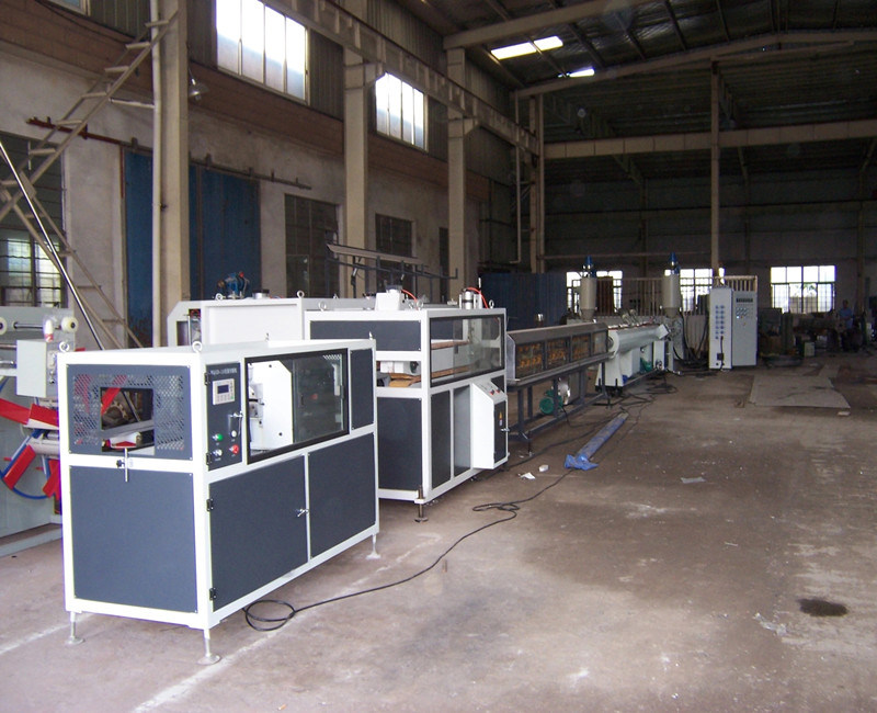 Single Screw Plastic Extruder for Pipe Extrusion Production Machine Line