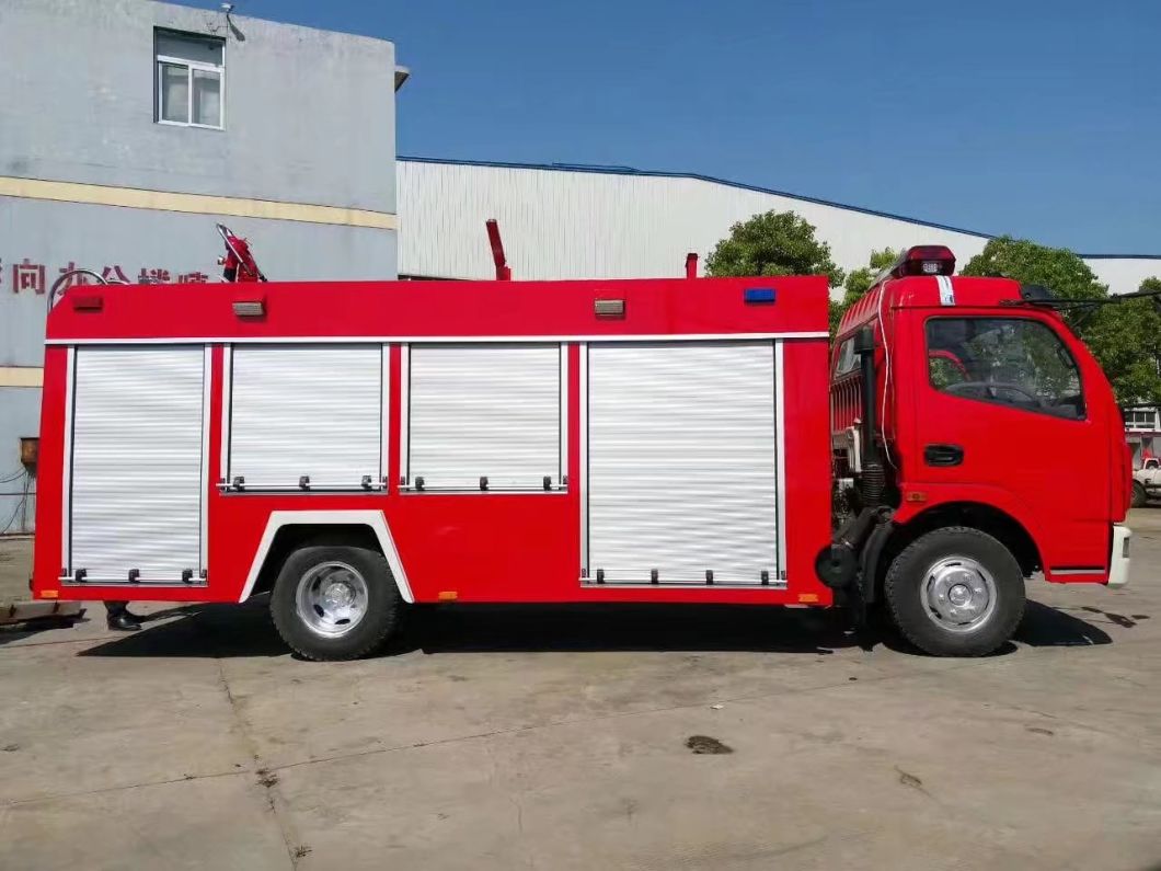 China Professional Supply Water Tank Fire Engine Equipment Foam Fire Truck