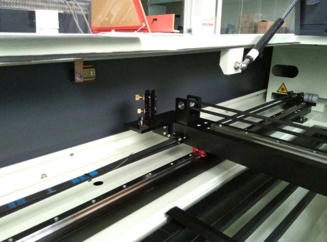 CO2 Laser Cutting Marking Engraving Machine (EETO1610)