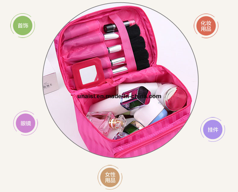 Large Capacity Toiletry Carry Bag Cosmetic Case with Brushes Holder