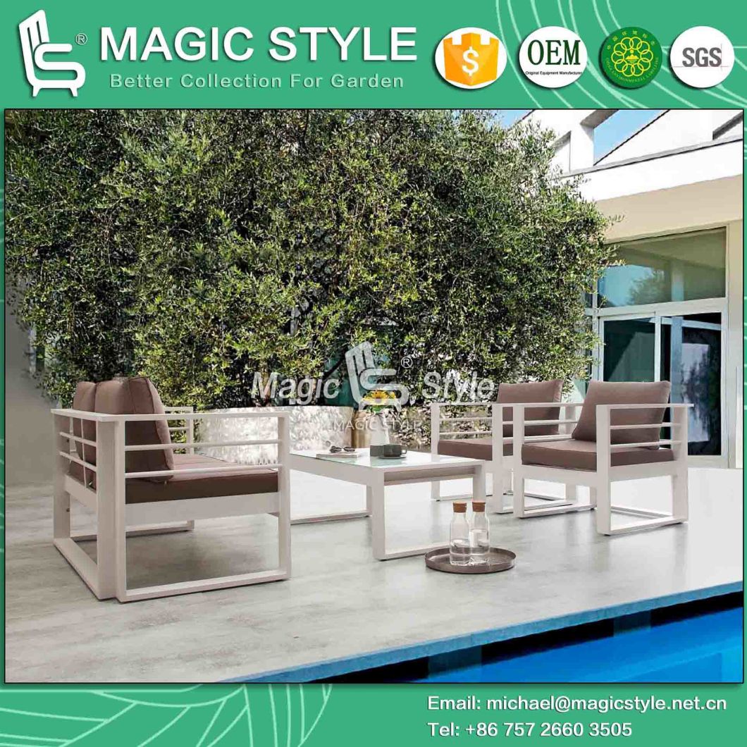 Kd Aluminum Sofa Set with Cushion Outdoor Sofa Set Garden Furniture Patio Furniture Hotel Project Sofa Set Outdoor Tea Table with Medicinal Glass