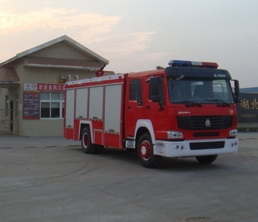 China Supplier HOWO 12tons Foam Fire Fighting Truck