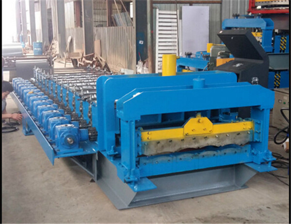Colored Steel Glazed Roofing Tile Roll Forming Machine