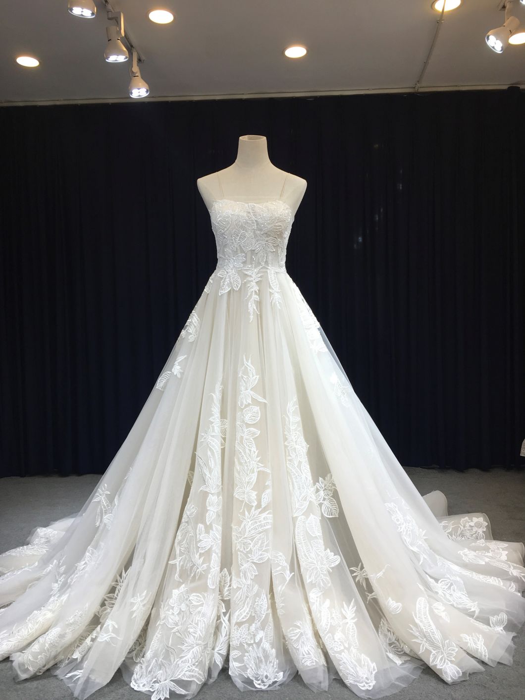 Aoliweiya Custom Made Sketch Elegant Lace Wedding Dress