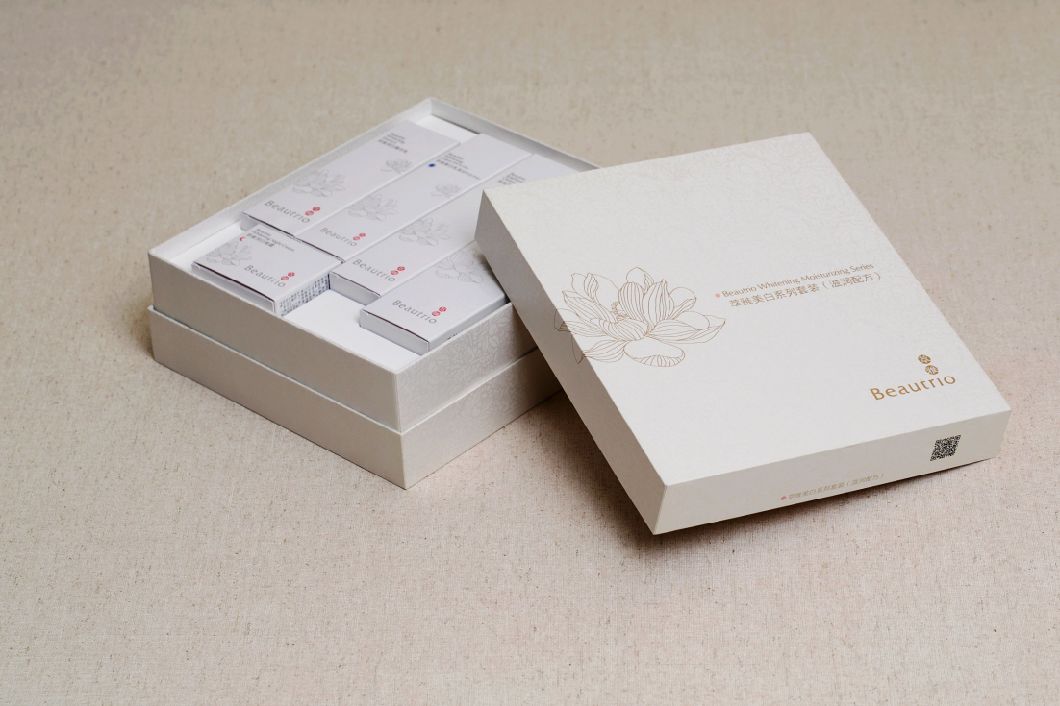Custom Paper Cosmetic Packing Box Cardboard Box