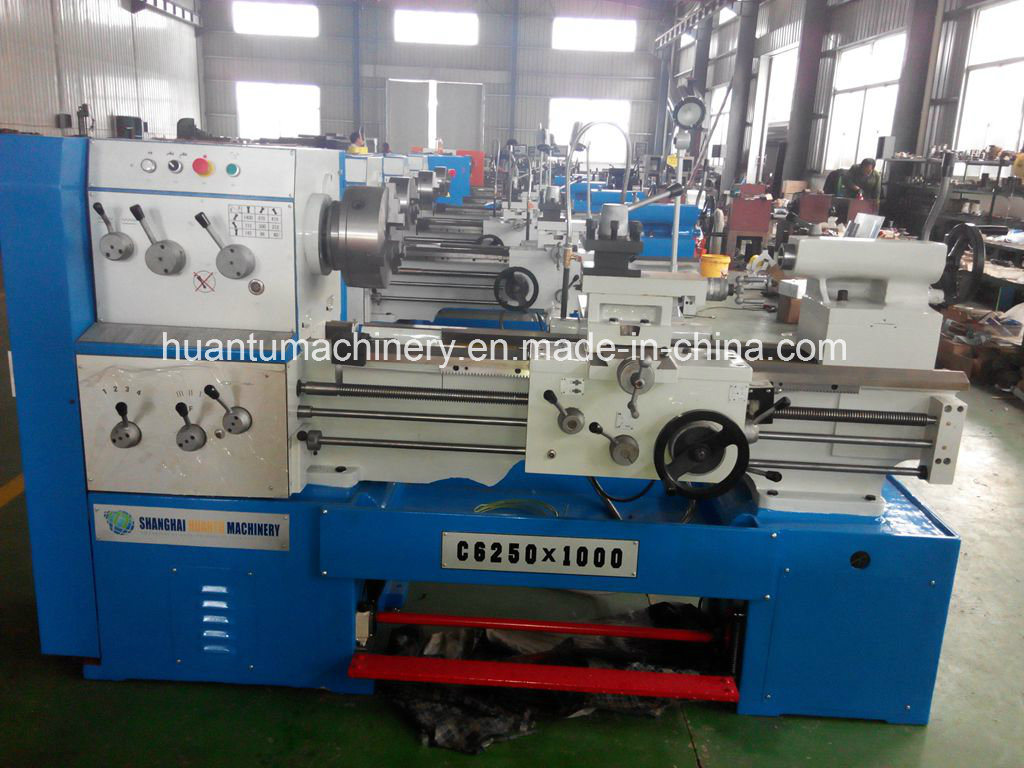 CNC Horizontal Lathe Machine with High Precision Good Price