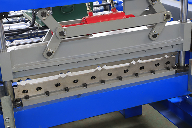Yx10-900 Roofing Panel Roll Forming Machine
