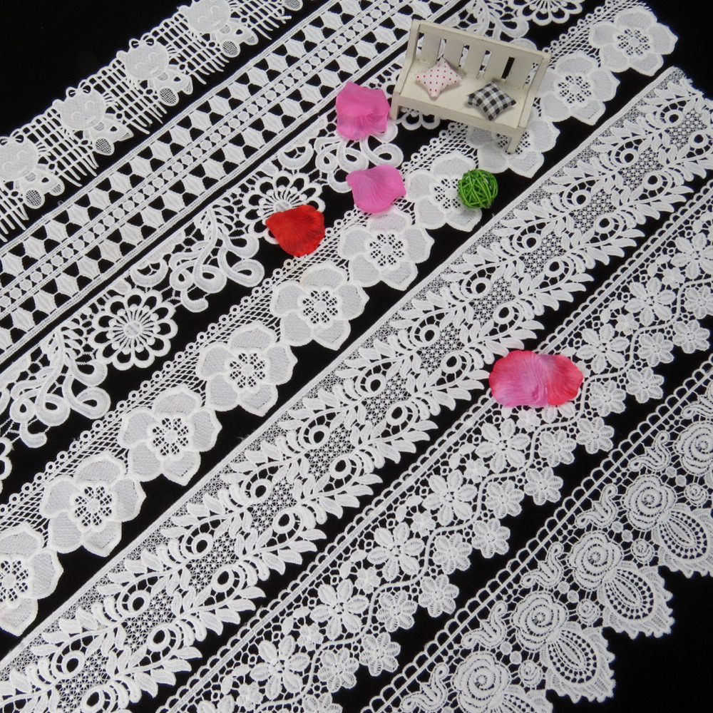 High Quality Embroidery White Flower Chemical Water Soluble Lace