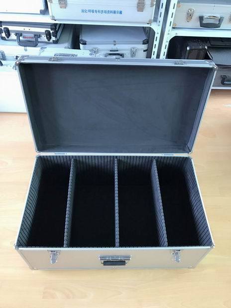 2016 High Quality Best-Selling Aluminium Alloy Toolbox& Exquisite Workmanship (KeLi-Tool-1015)