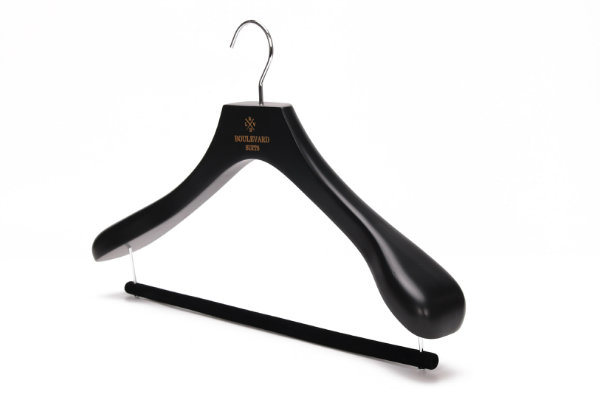 Cheap Black Wooden Suits Hanger with Trousers Bar