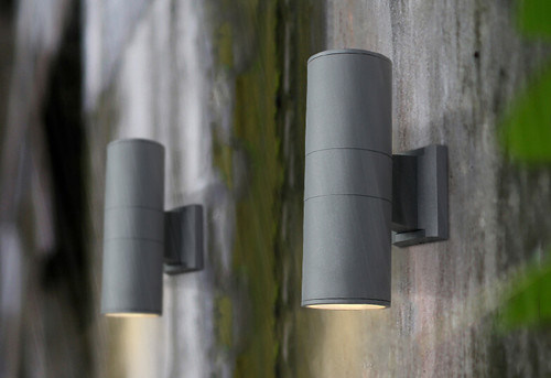 ETL, cETL, Ce, RoHS IP65 Outdoor LED up and Down Sconce Wall Light