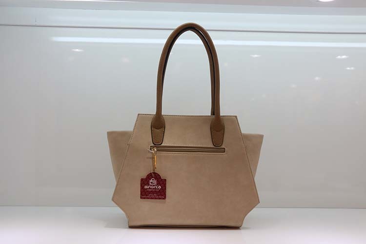 Bn8256 Professional OEM New Fashion PU Lady Handbag