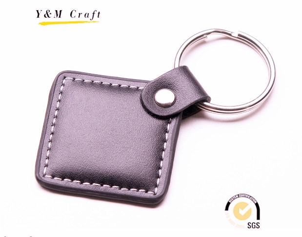China Factory Souvenir Customized Logo Leather Key Chain for Gift