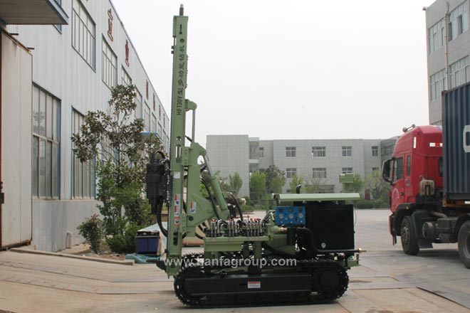 Solar Pile Driving Pile Driving Machine Ground Screw Driver (HF130Y)