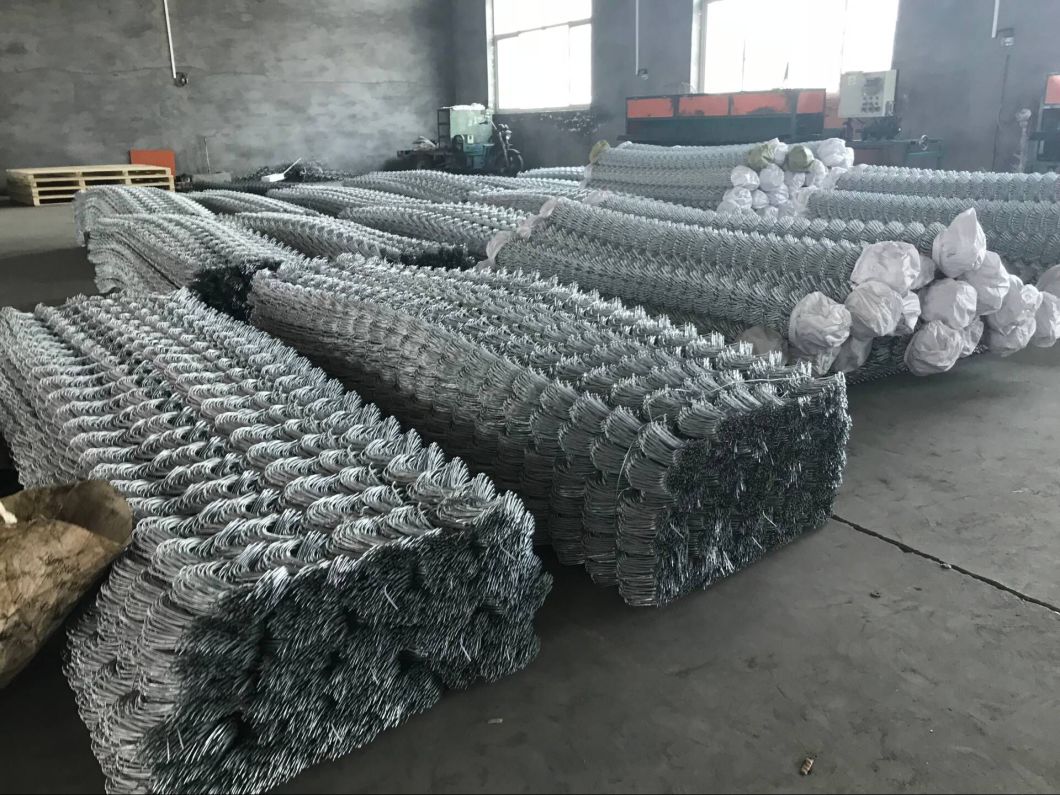 Galvanized PVC Coated Security Chain Link Mesh Fence