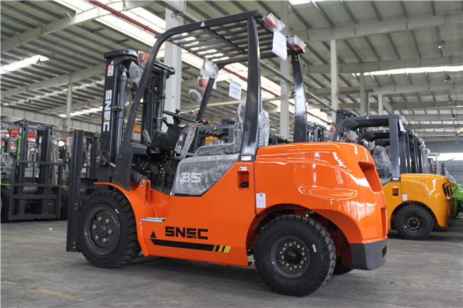 China 3.5 Ton Diesel Forklift