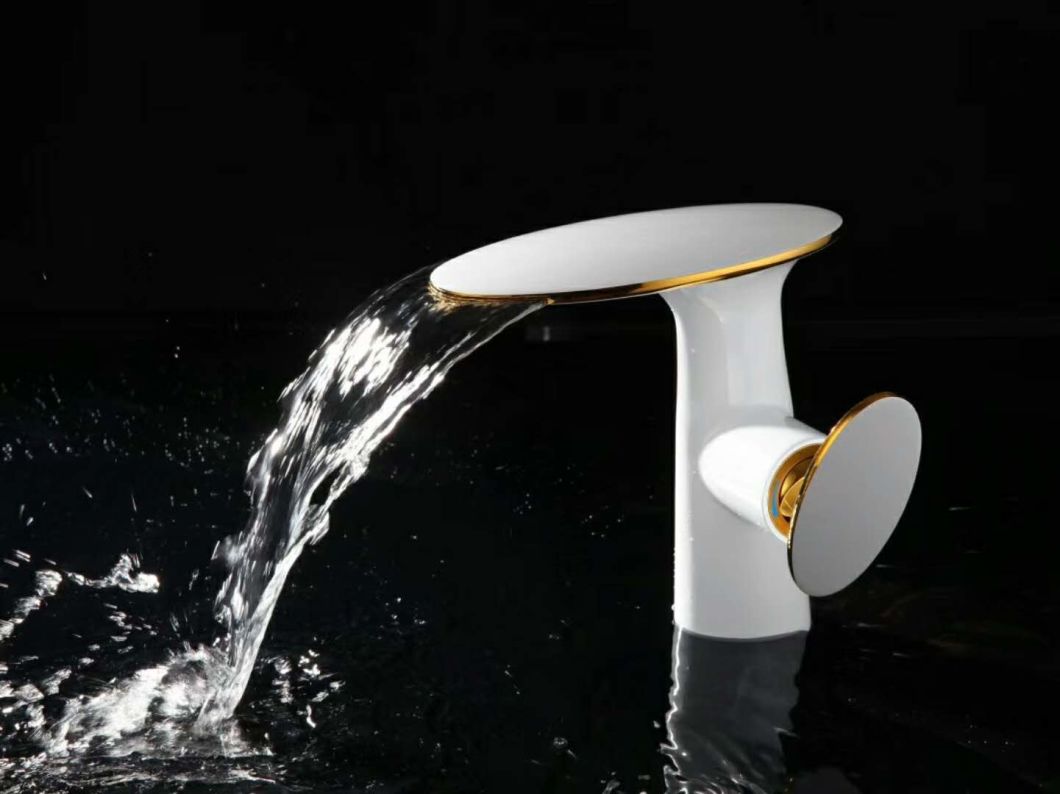 New Design Bathroom Waterfall Brass Lavatory Basin Kitchen Bathtub Water Shower Faucet