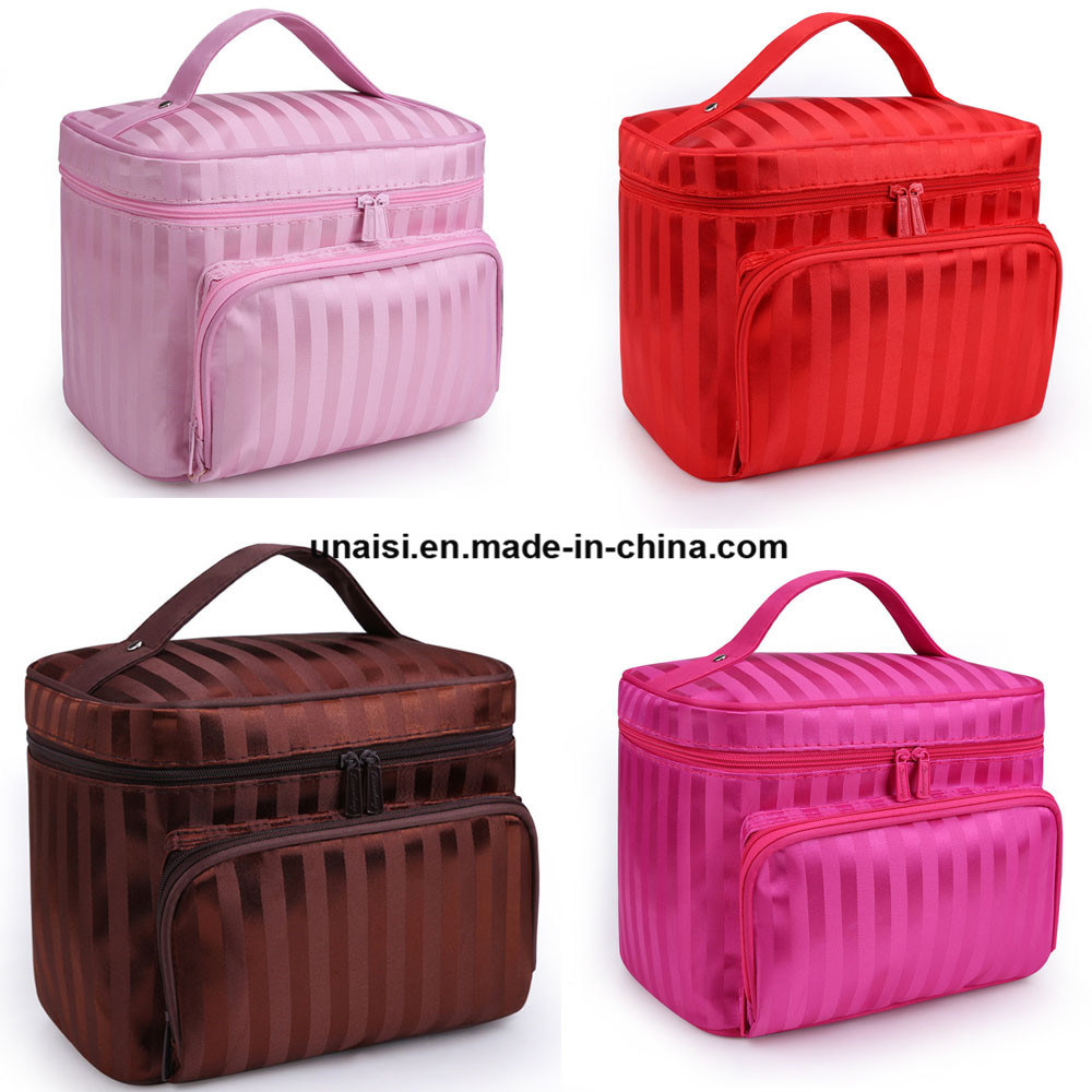 Large Capacity Toiletry Carry Bag Cosmetic Case with Brushes Holder