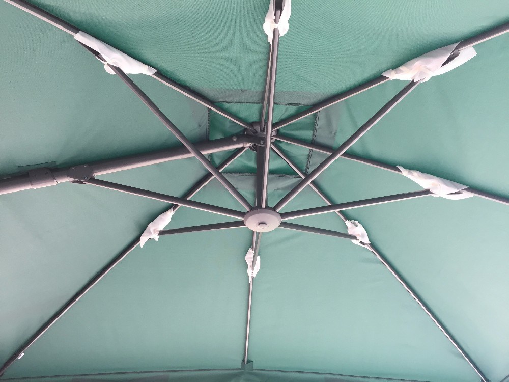 Outdoor Beach Polyester Parasol Aluminium Patio Umbrella