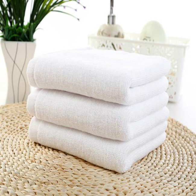 Disposable Microfiber Towels White Bath Towels Hotel Towel for Wholesale