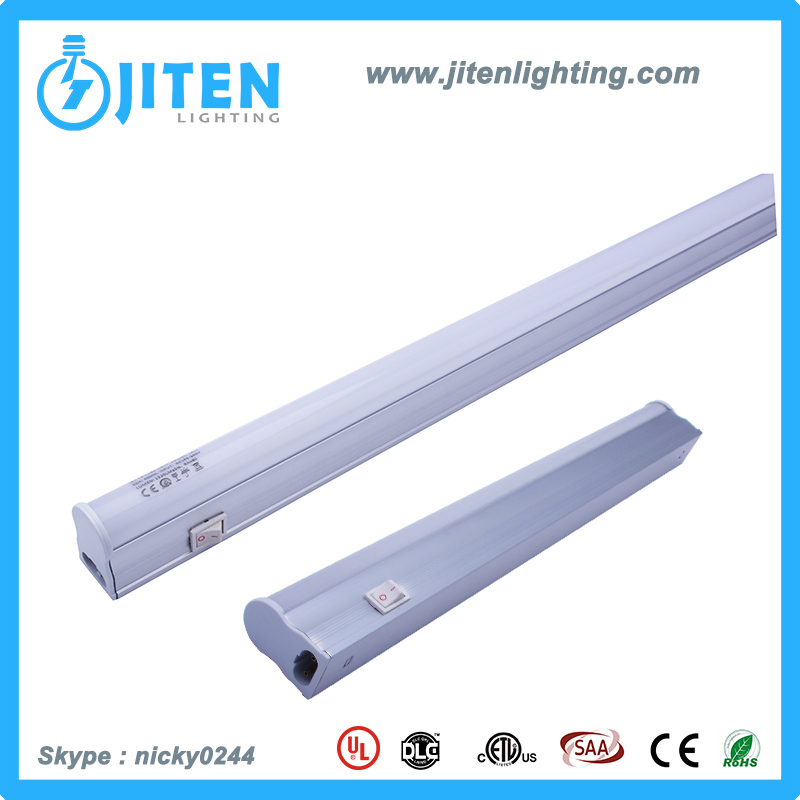 Ce RoHS Approved Aluminum T5 LED Tube Light for Parking