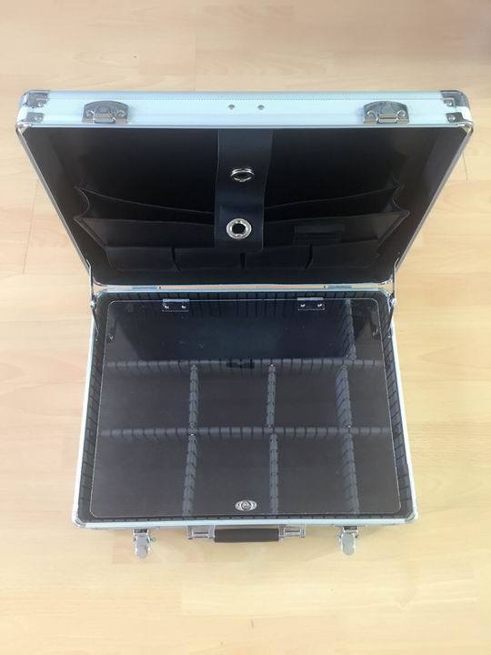 Best-Selling Computer Office Aliminum Case Whit Receive Bag (KeLi-YQ-1058)