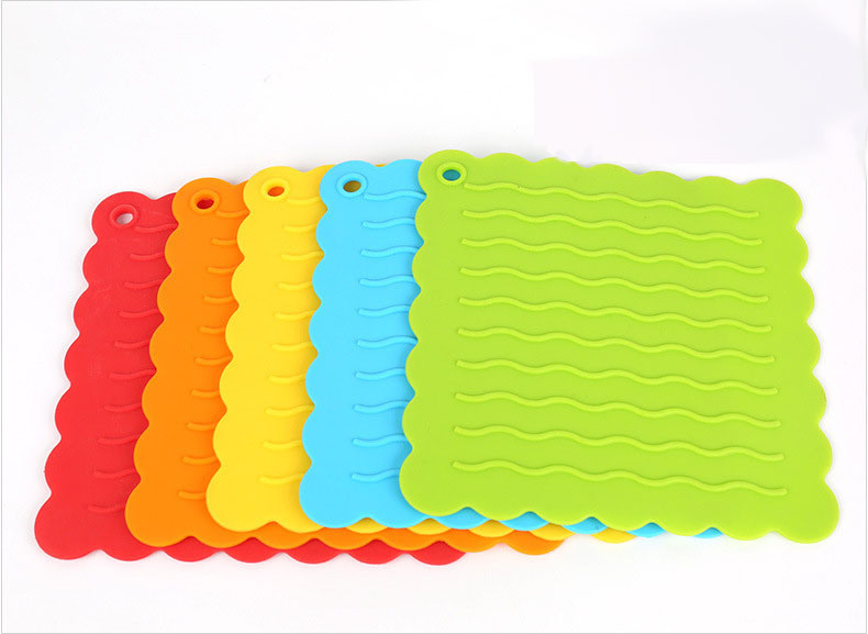 Customized Eco-Friendly Silicone Dinner Mat Silicone Dining Pad