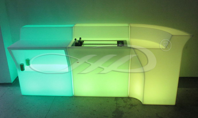 LLDPE Materialplastic Modern Outdoor LED Sofa