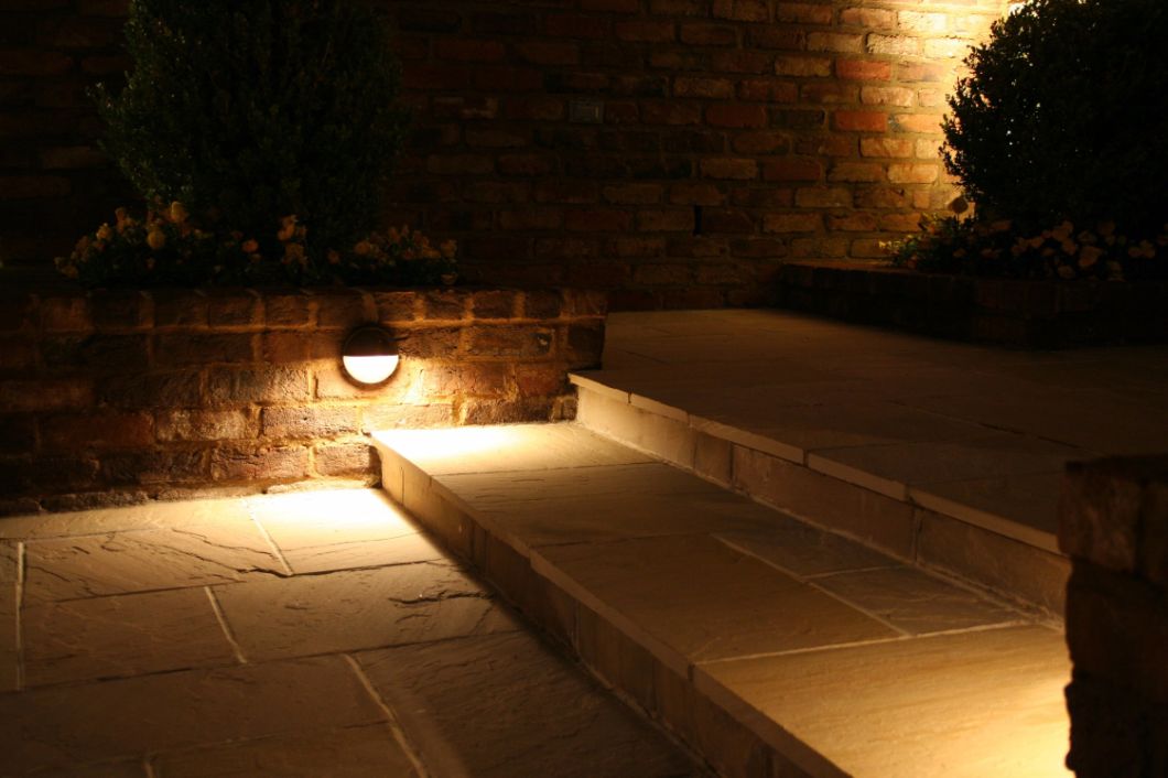 Antique Bronze Outdoor Wall Lights Deck Lights G4 LED Bulb