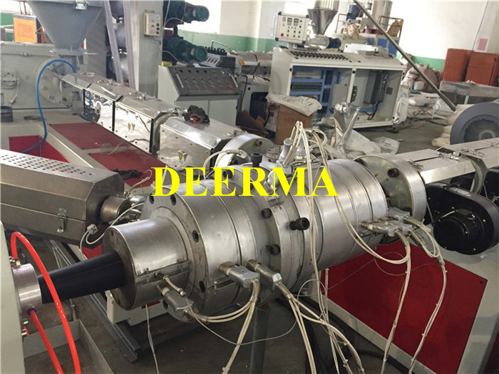 PE Pipe Extruding Line / Plastic PE Pipe Production Line