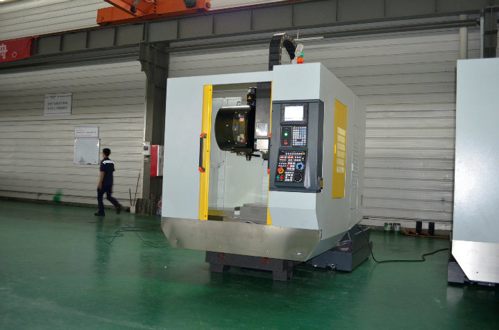 High Precision CNC Vertical Metal Part Milling Machining Center-Pqb-640