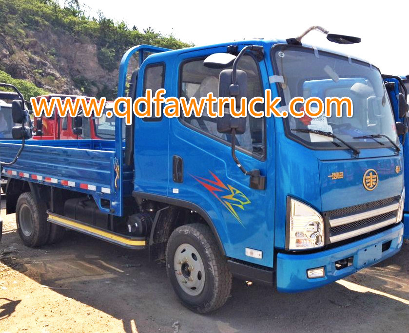 China Hot Selling light truck/ Diesel Cargo Truck