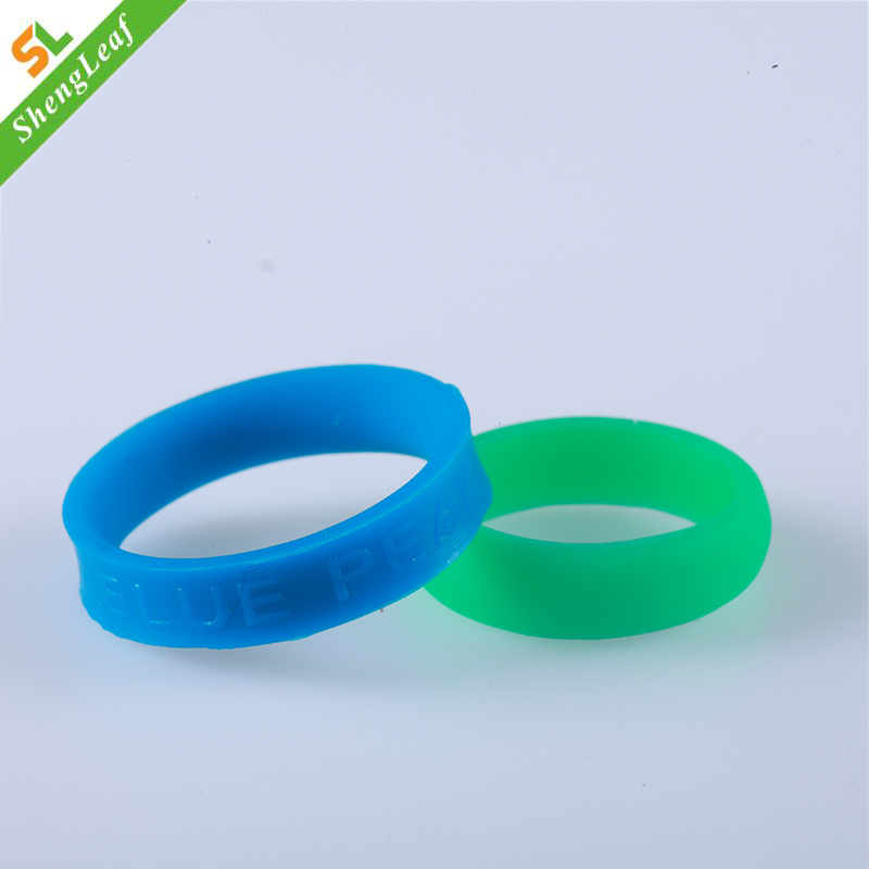 Colorfull Silicone Finger Rings with Drawstring Bag Packing