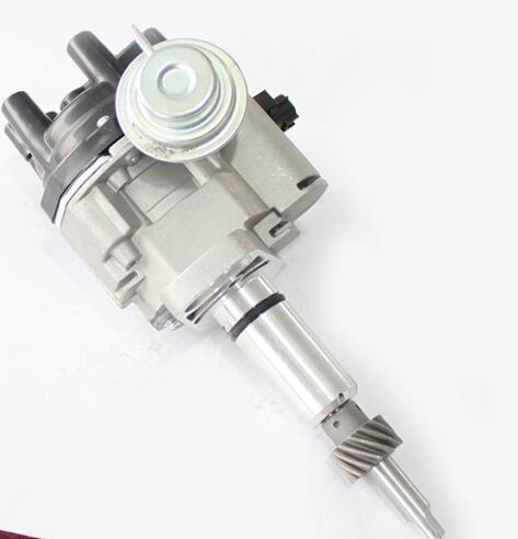 Ignition Distributor OEM 22100-Fu510 for Nissan K25