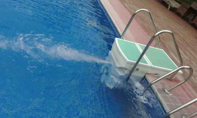 Multifuctinal Swimming Pool Filtration System with Ladder, Ozone Generator, Heater, LED Light