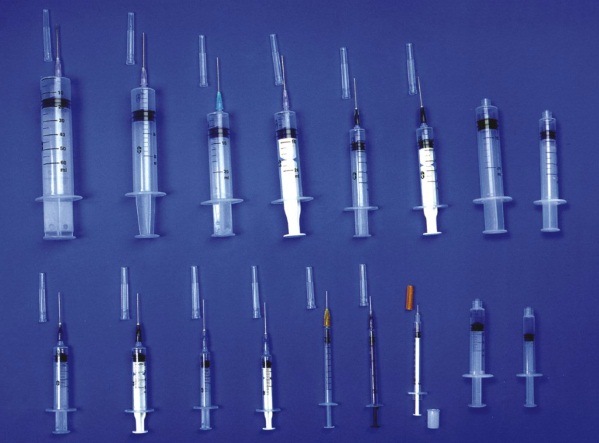 Disposable Slip Lock & Luer Lock Syringe with Ce and ISO