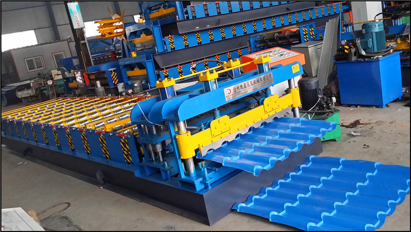 Dx Hot Sale Roof Panel Rolling Forming Machine