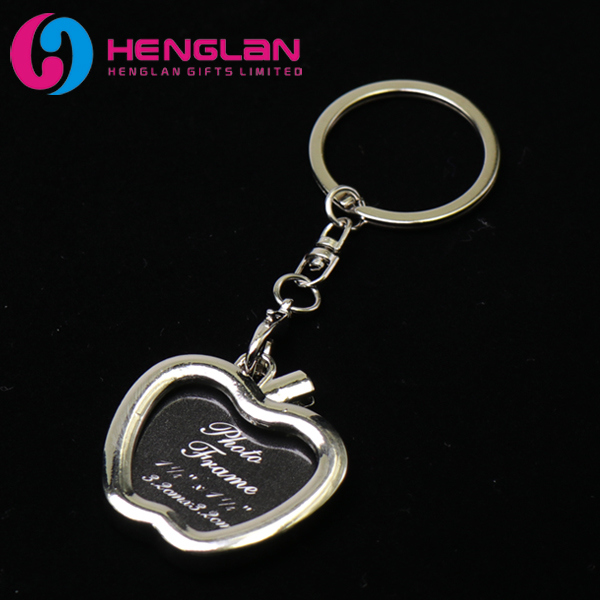 Silver Plated 3D Metal Alloy Microphone Keychain for Music Lovers